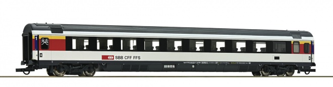 Passenger car 1st class<br /><a href='images/pictures/Roco/Roco-64399.jpg' target='_blank'>Full size image</a>